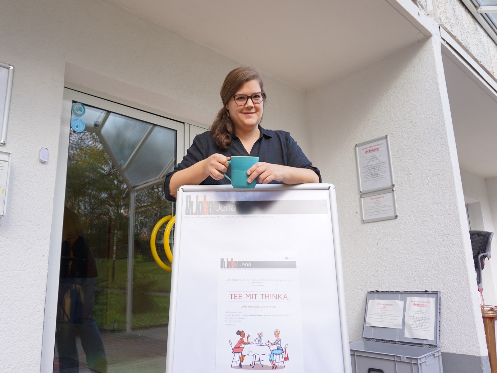 Ariane Grobecker Tee mit Thinka