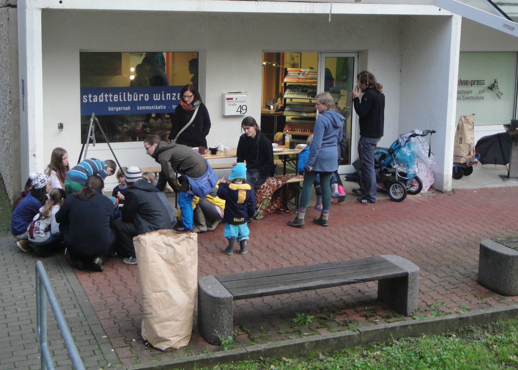 Jena Winzerla. Erntedankfest im Stadtteilbüro