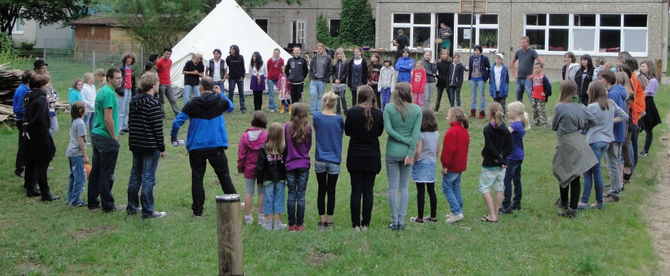 JUGEND STÄRKEN im Quartier