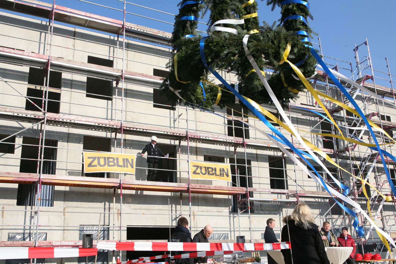 Jena Winzerla. Richtfest GU