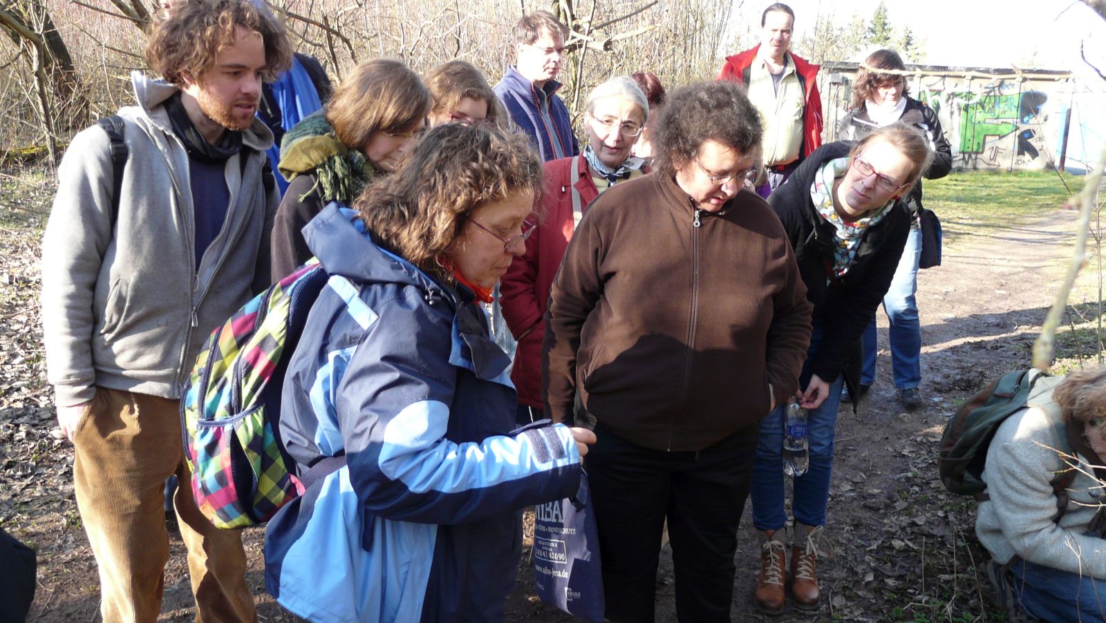 Jena Winzerla. Kräuterwanderung Ulrike Klimas