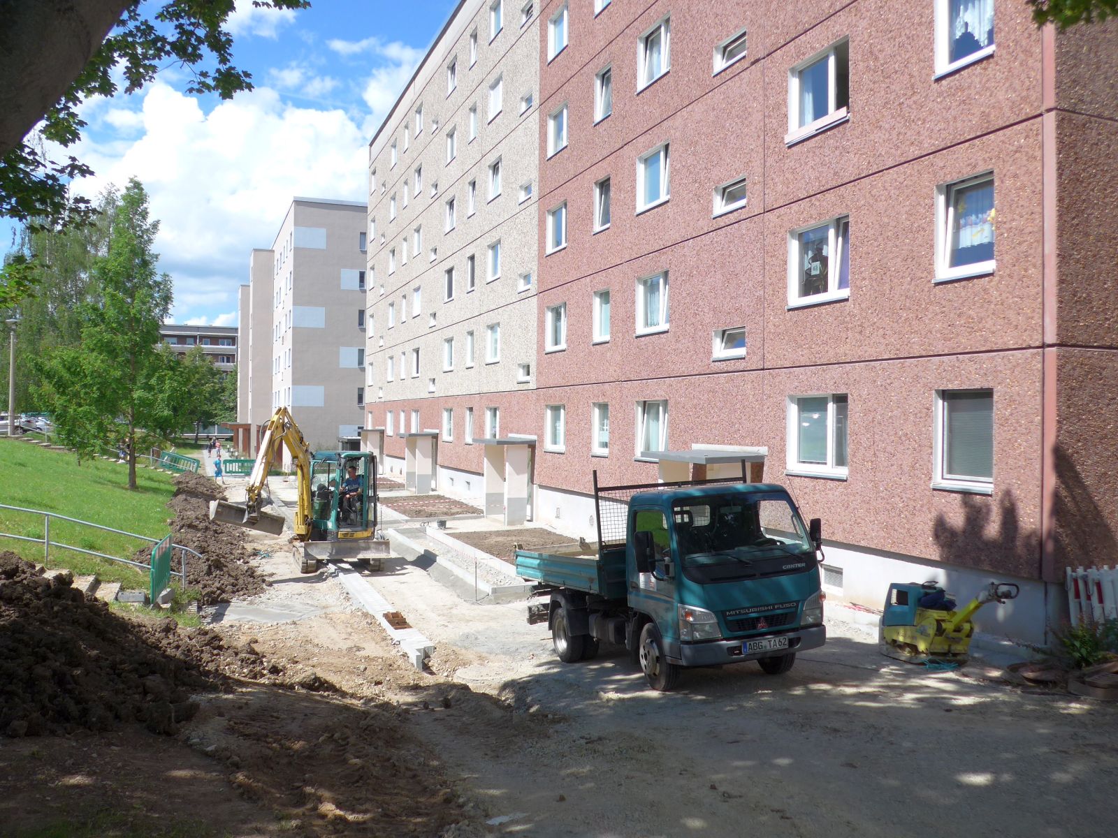 Jena Winzerla. Bauersfeldstraße Feuerwehrzufahrt