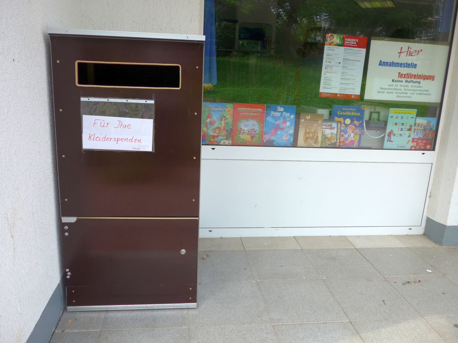 Jena Winzerla. Spendenbox KinderCity