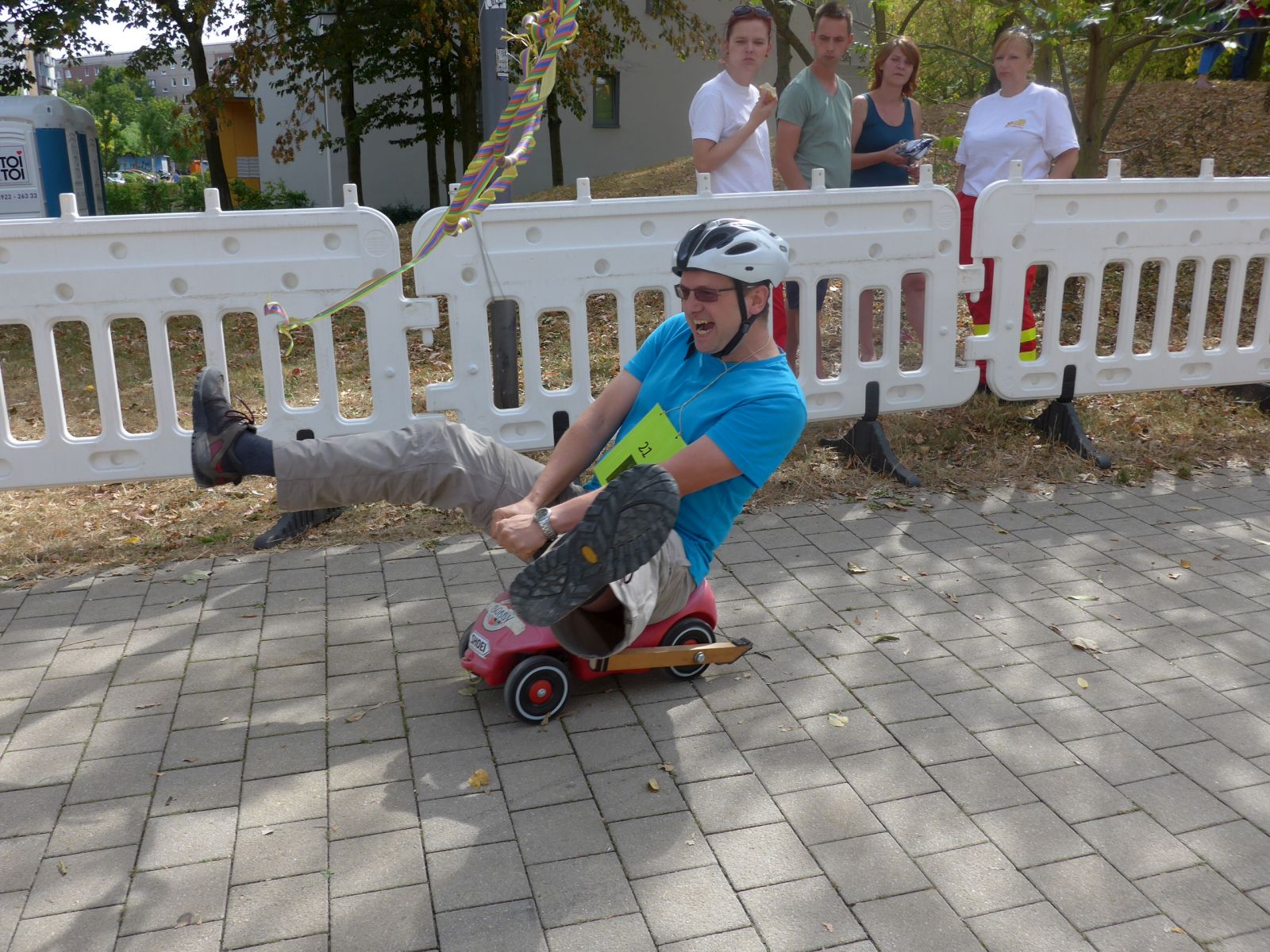 Jena Winzerla. 7. Seifenkistenrennen