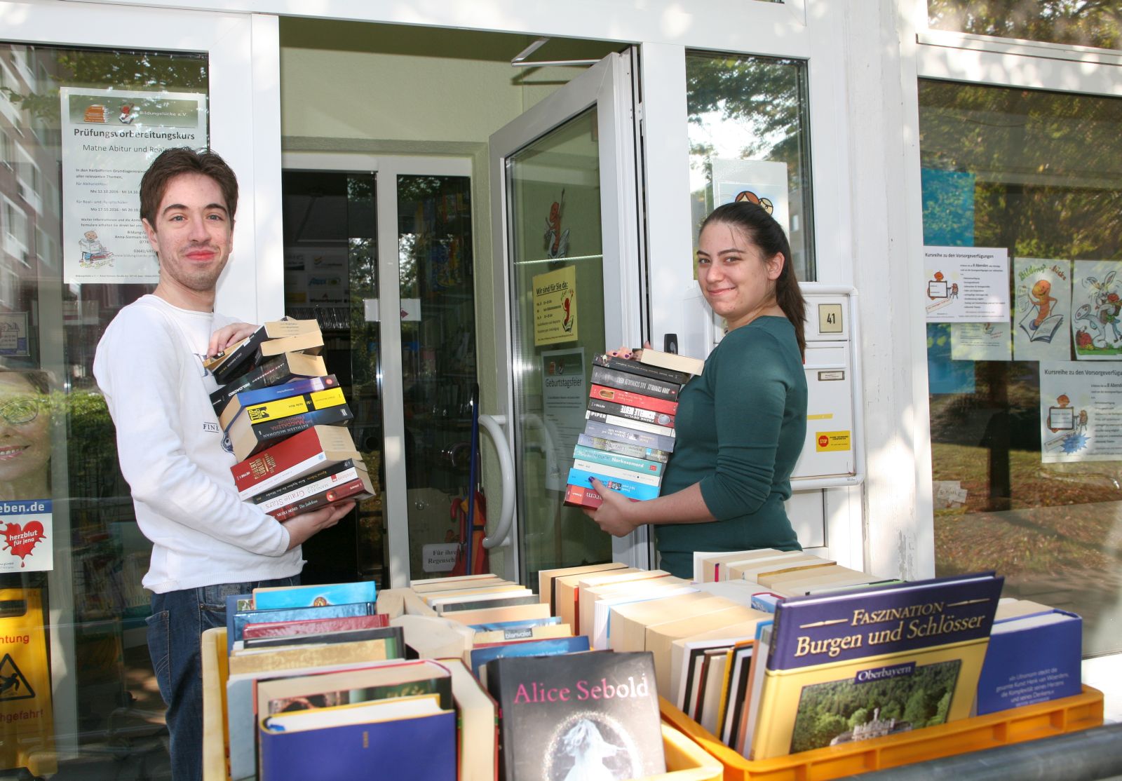 Jena Winzerla. Stadtteilbibliothek