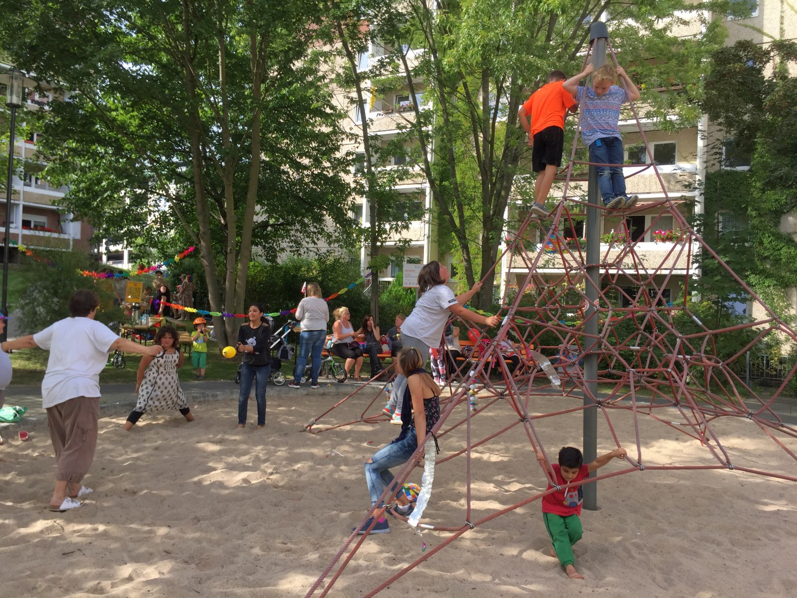 Jena Winzerla. Spielplatzfest