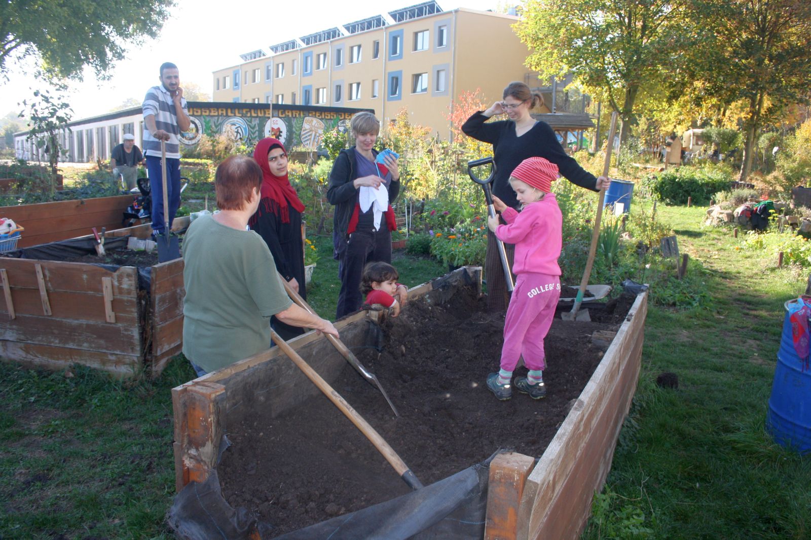 Jena Winzerla. Hochbeetneubau