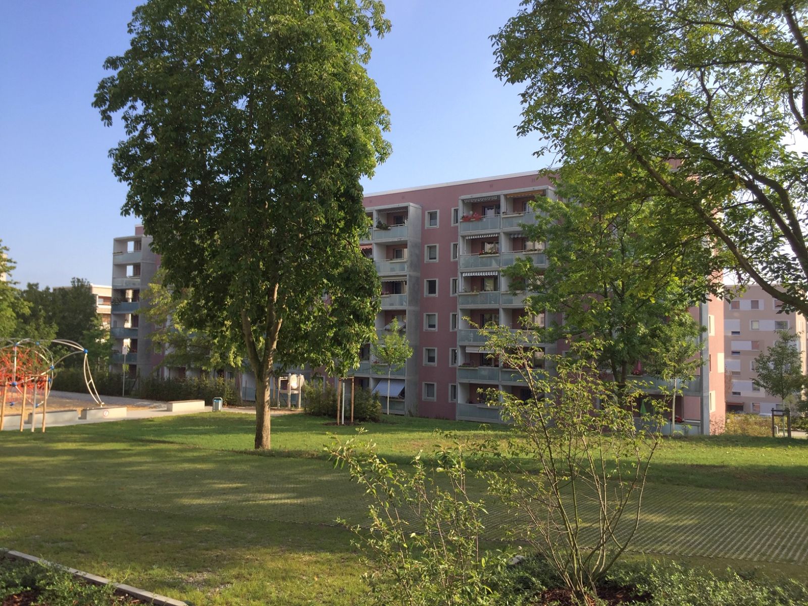 Jena Winzerla. Winzerberge fertiggestellt