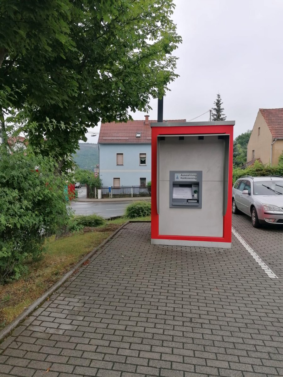 Jena Winzerla. Geldautomat